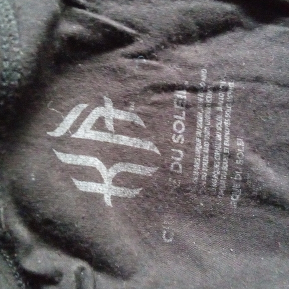 Cirque Du Soleil Las Vagas Soft Top - Picture 3 of 3